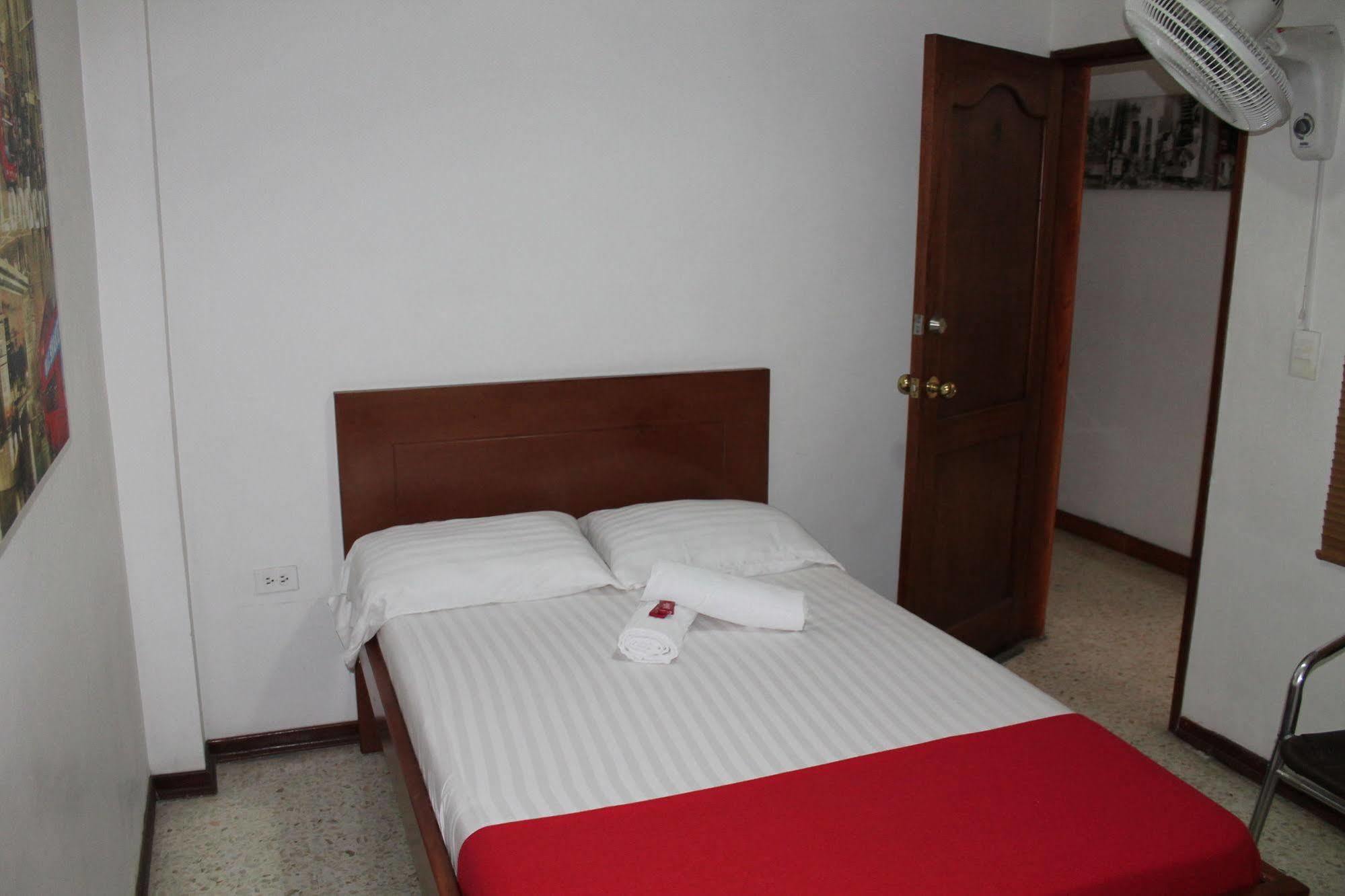 Pasadena Hostel Cali Luaran gambar
